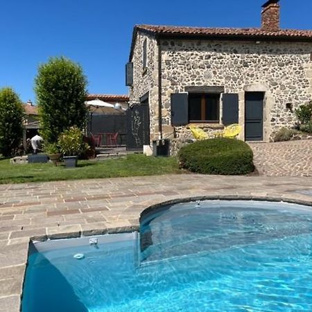 Domaine Des Pierres D Auvergne Flat Екстер'єр фото