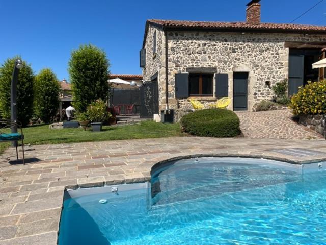 Domaine Des Pierres D Auvergne Flat Екстер'єр фото