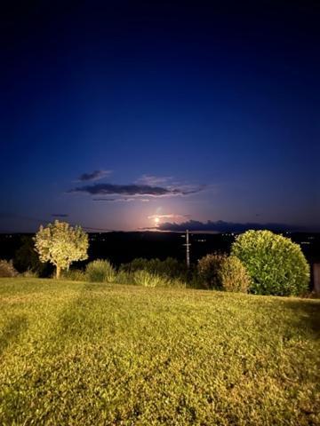 Domaine Des Pierres D Auvergne Flat Екстер'єр фото